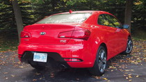 2014 Kia Forte Koup rear lights exhaust