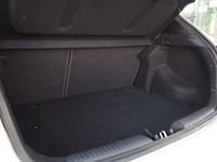 2015 Kia Forte5 SX Luxury White storage space cargo