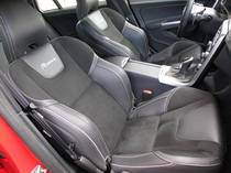 2015 Volvo V60 T6 R-Design seats2