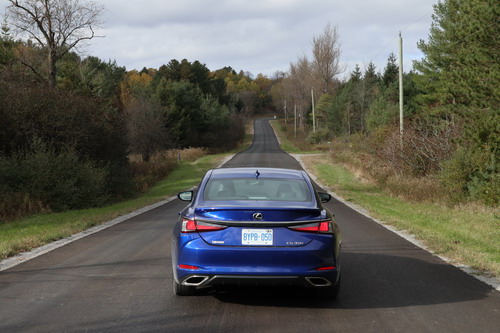 2019 Lexus ES350