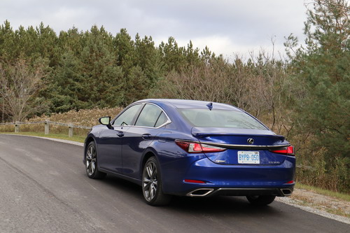 2019 Lexus ES350