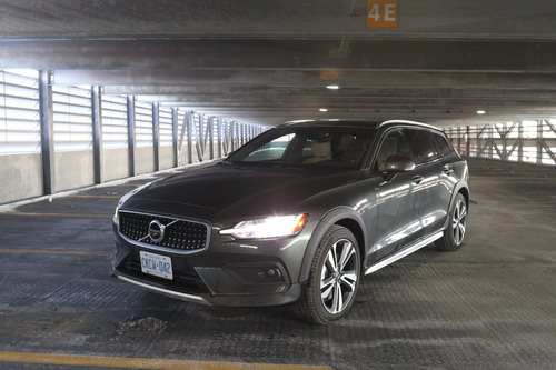 2020 Volvo V60 Cross Country