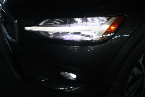 2020 Volvo V60 Cross Country