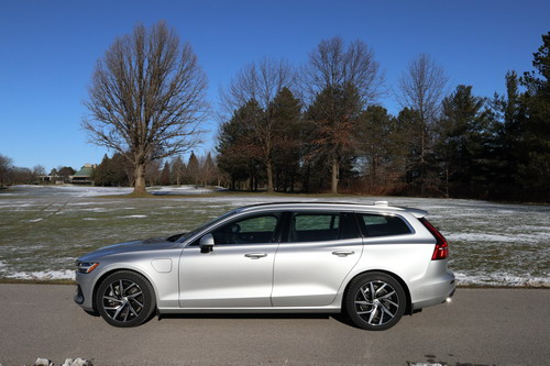 2020 Volvo V60 T8