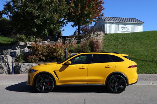 2021 Jaguar F-PACE SVR