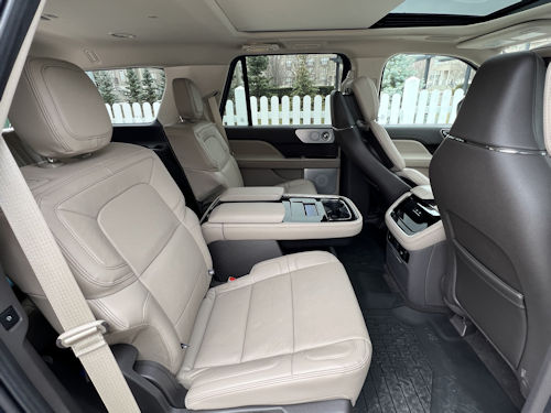 2024 Lincoln Navigator