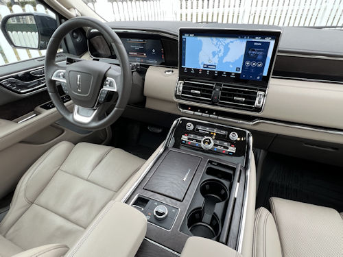 2024 Lincoln Navigator