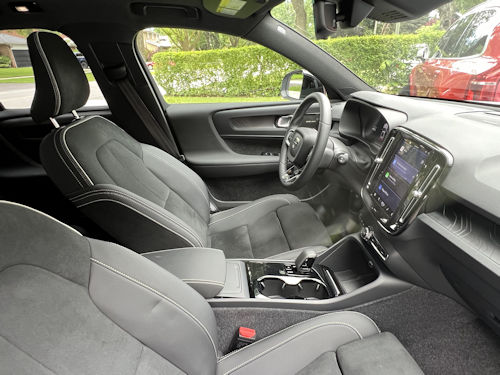 2024 Volvo XC40 Recharge