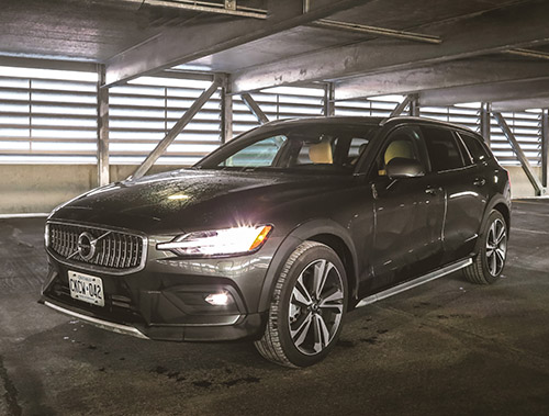 2020 Volvo V60 Cross Country